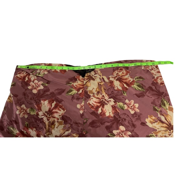 Torrid Chablis Lace Trim Cami Camisole W/ Black Lace V Neck Women’s 12 - Picture 4 of 14